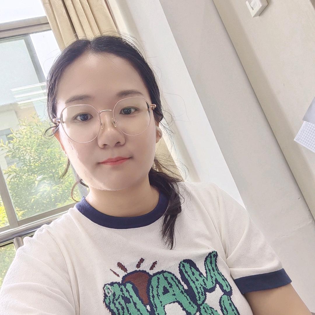 佳子上班在摸鱼（首播20:45）