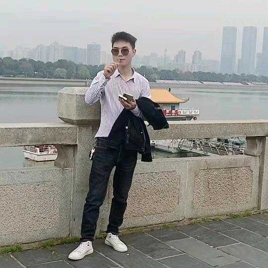 毛哥和芳芳（老火记烧烤大排挡）