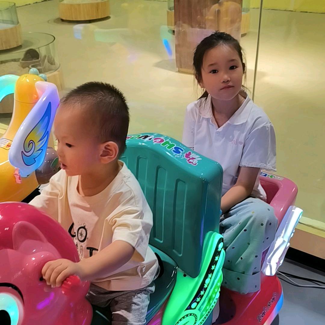 悦悦谦谦