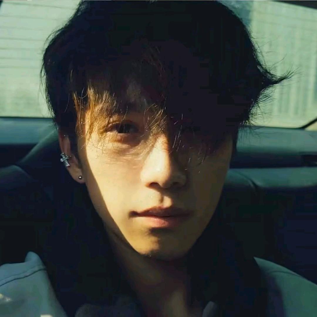 以爱之名.