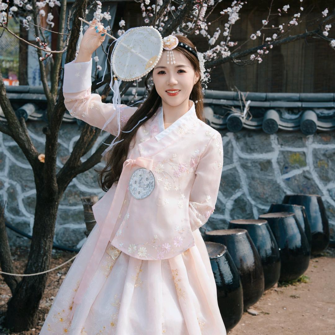💞虎牙红妹儿💞