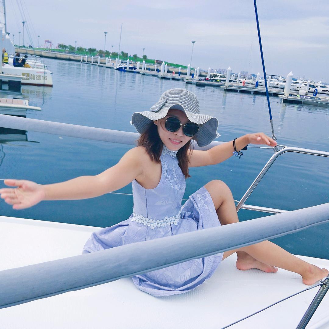 《榴芒家的巨型贵宾犬》赵燊燊这个号不直播