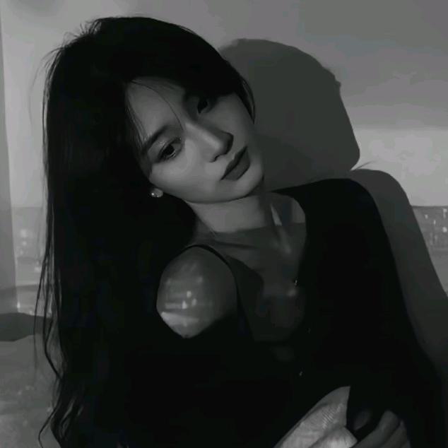 -小 情 緒.🖇️ _