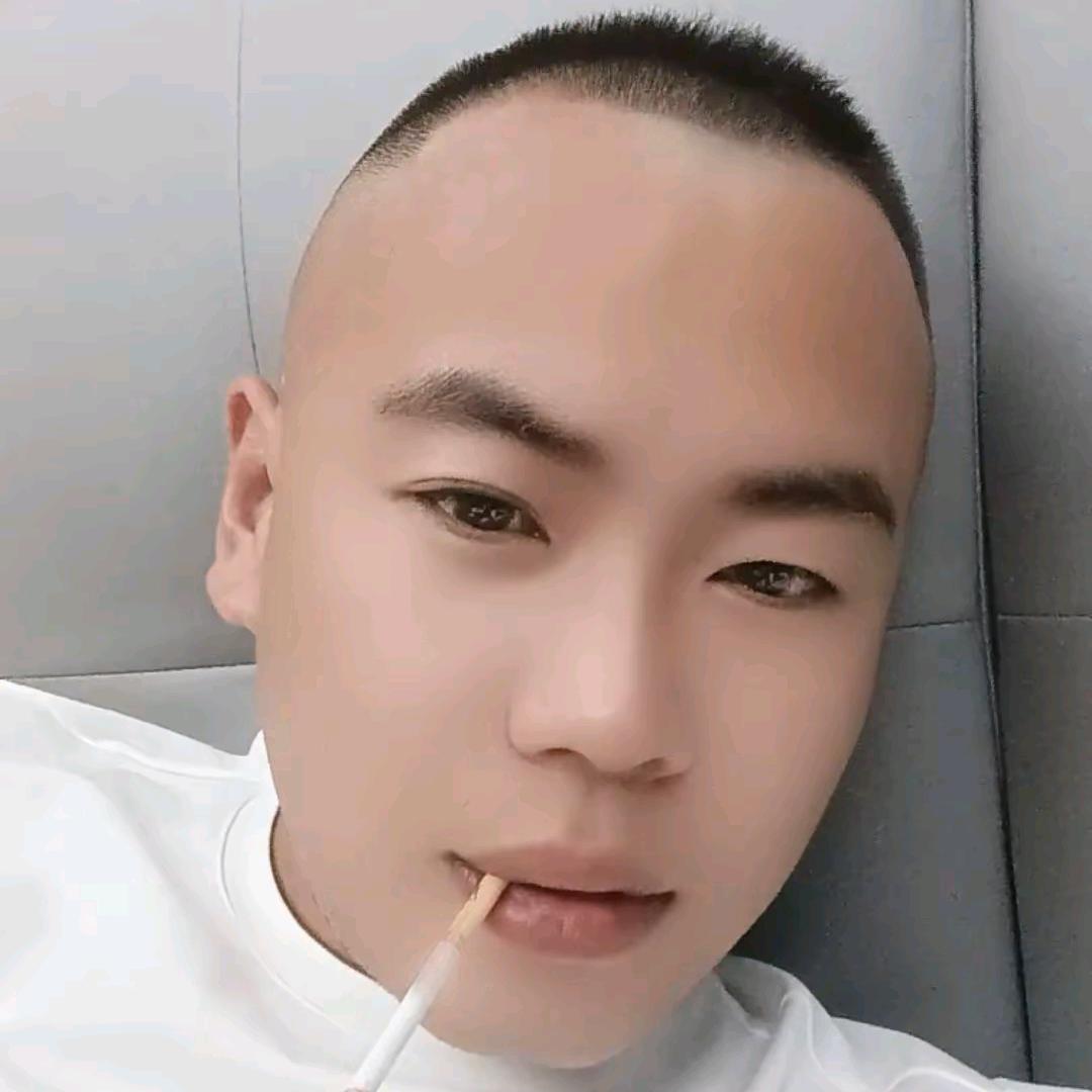 君临天下