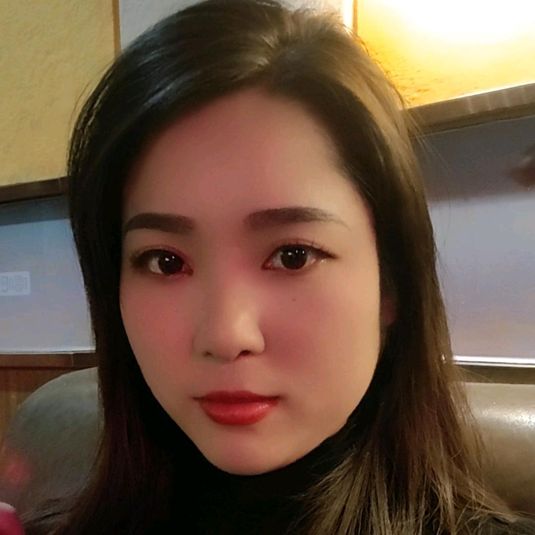 月……