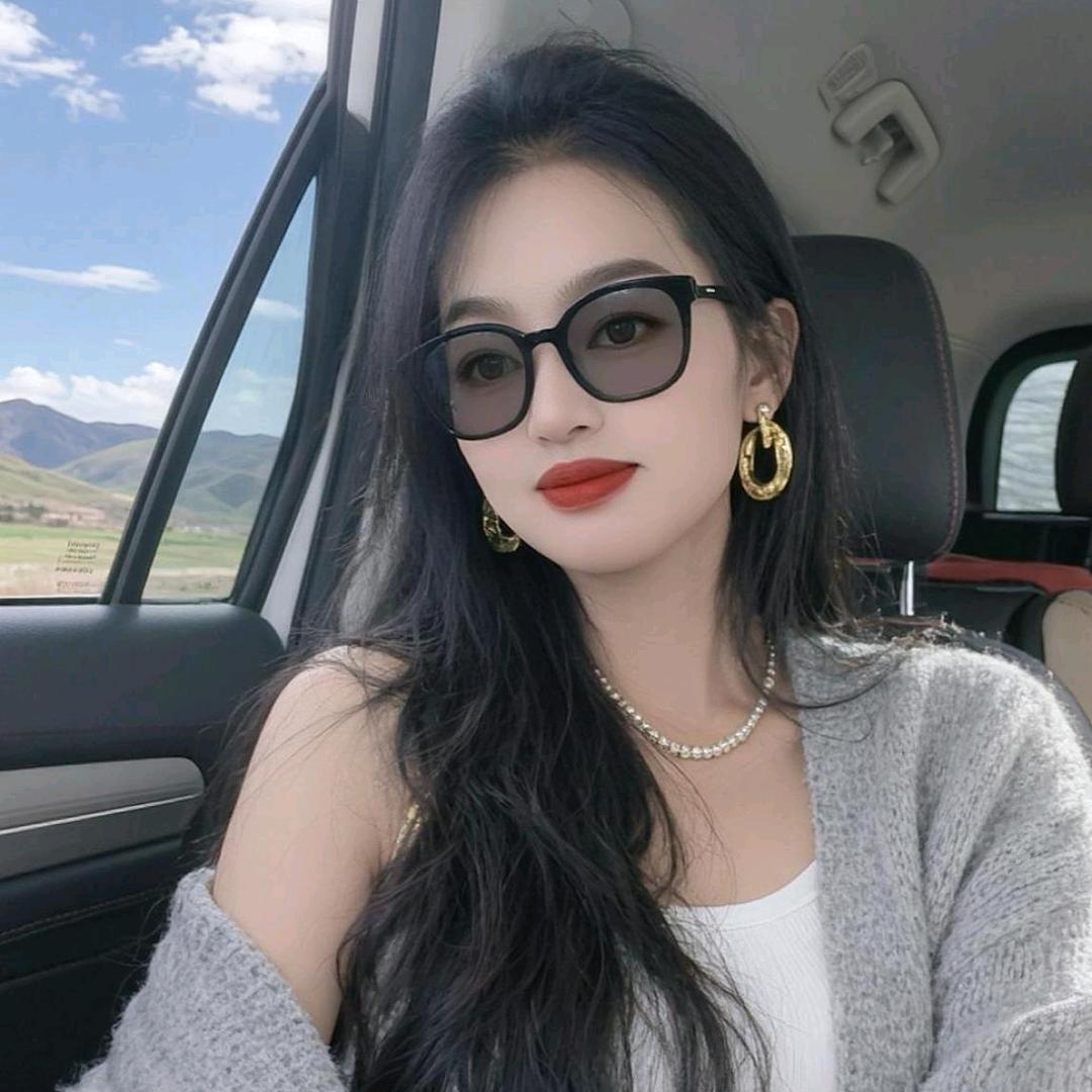 小龙🐉女