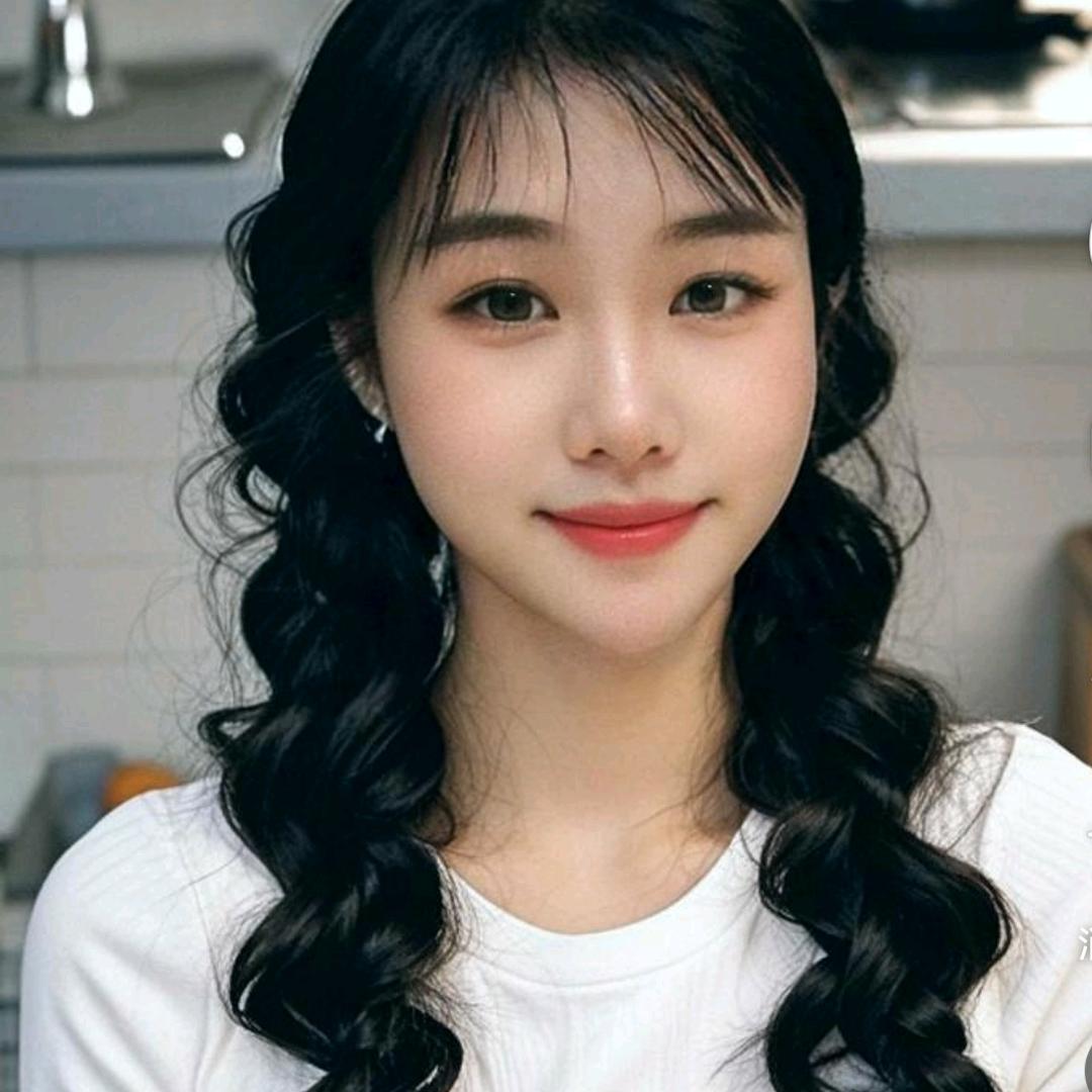 燕子记录日常生活🥂。💋💄🌹🌹