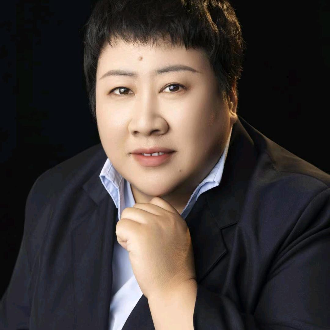 拉 弓  射 箭