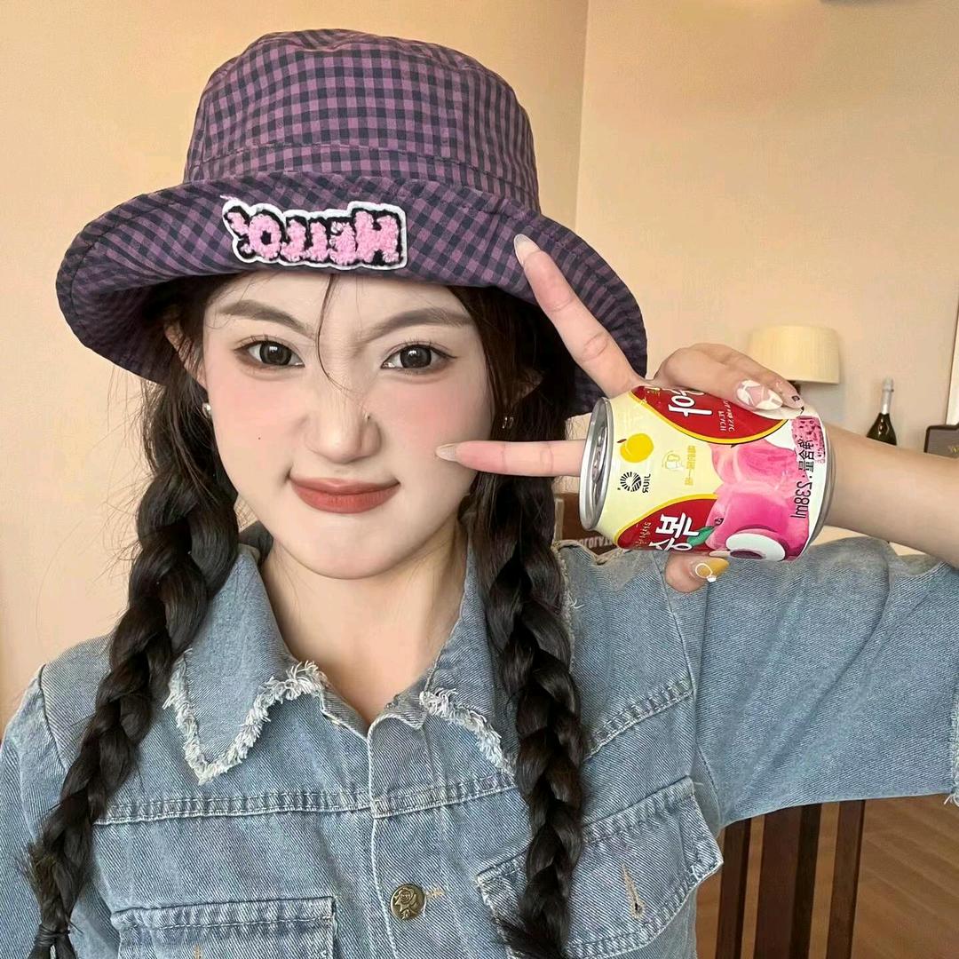 莎莎爱吃榴莲