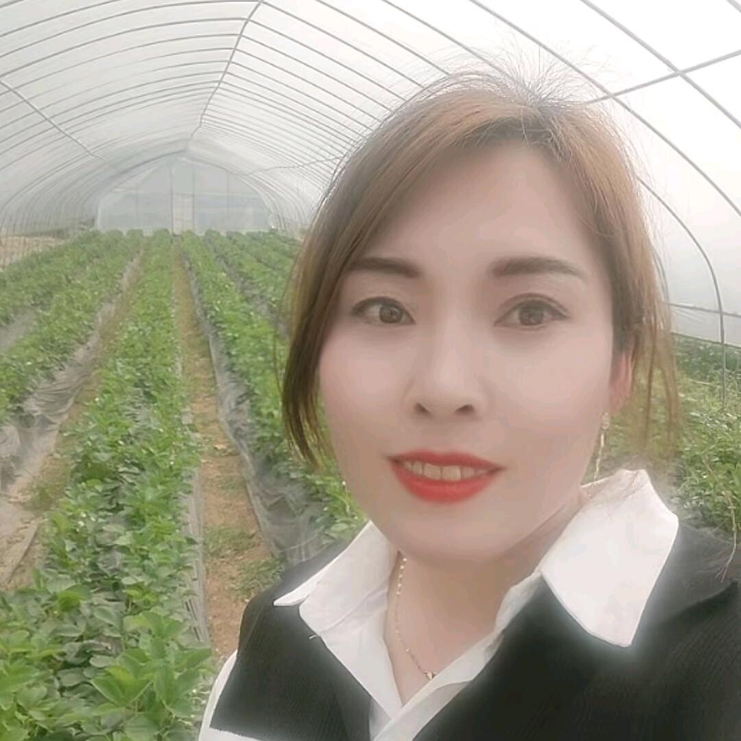 璐璐爱山歌