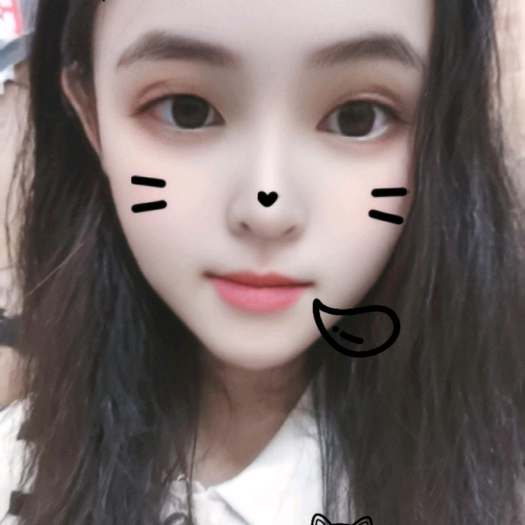 小     C H E N