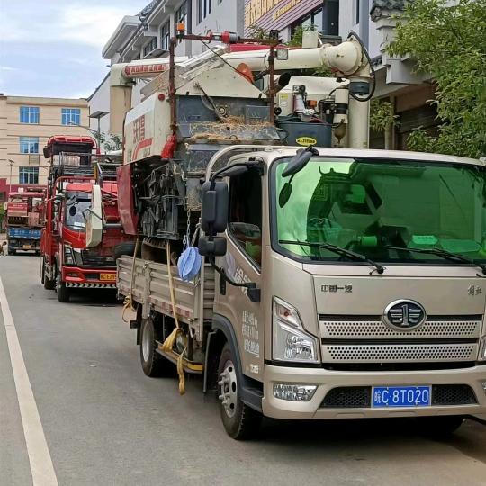 专业收割团队水稻～小麦～玉米🌽等