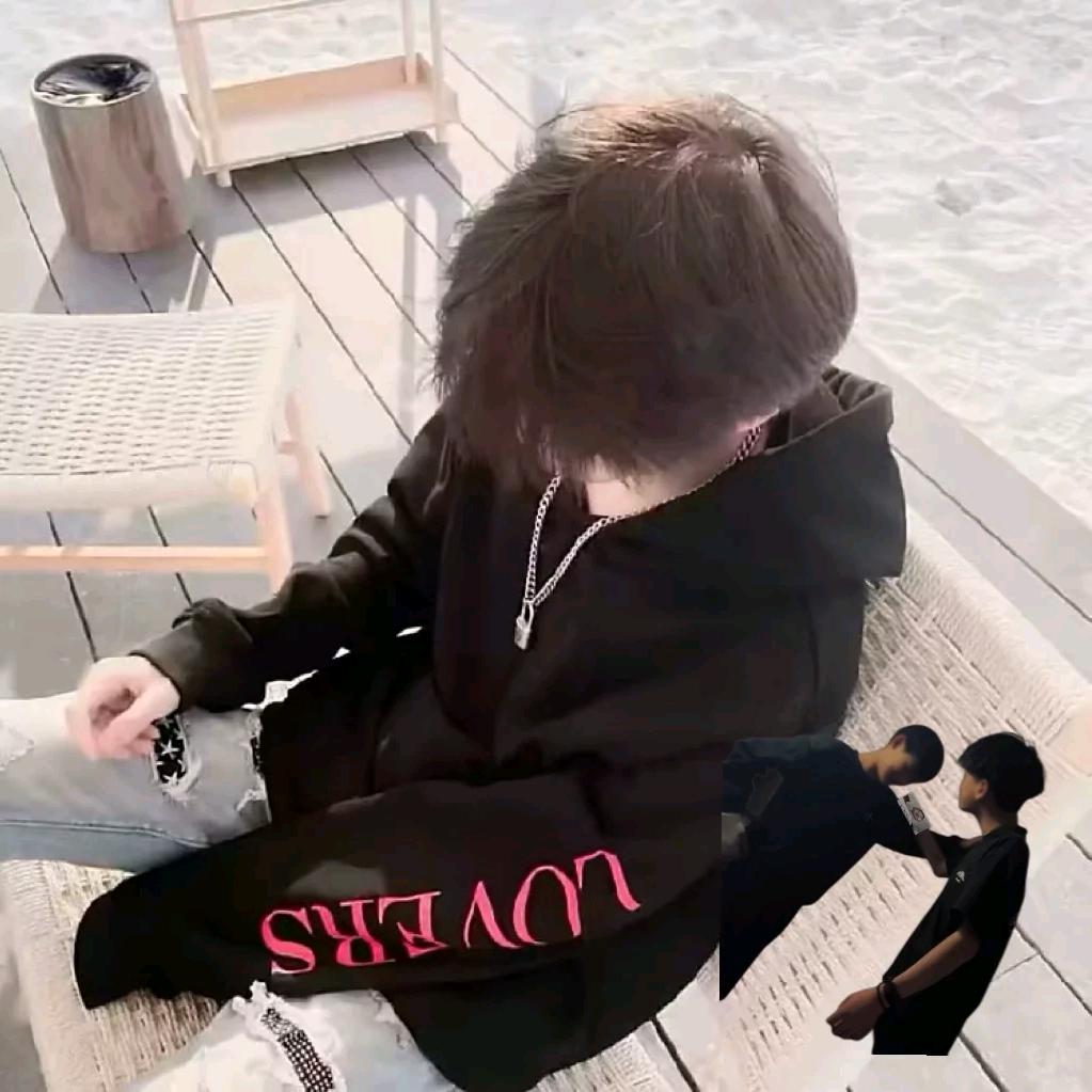 女 友