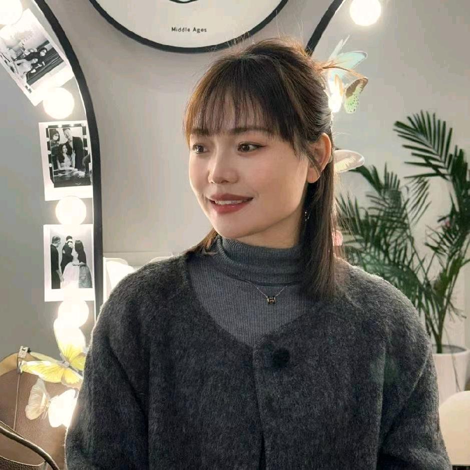 甜霖语品质女装店