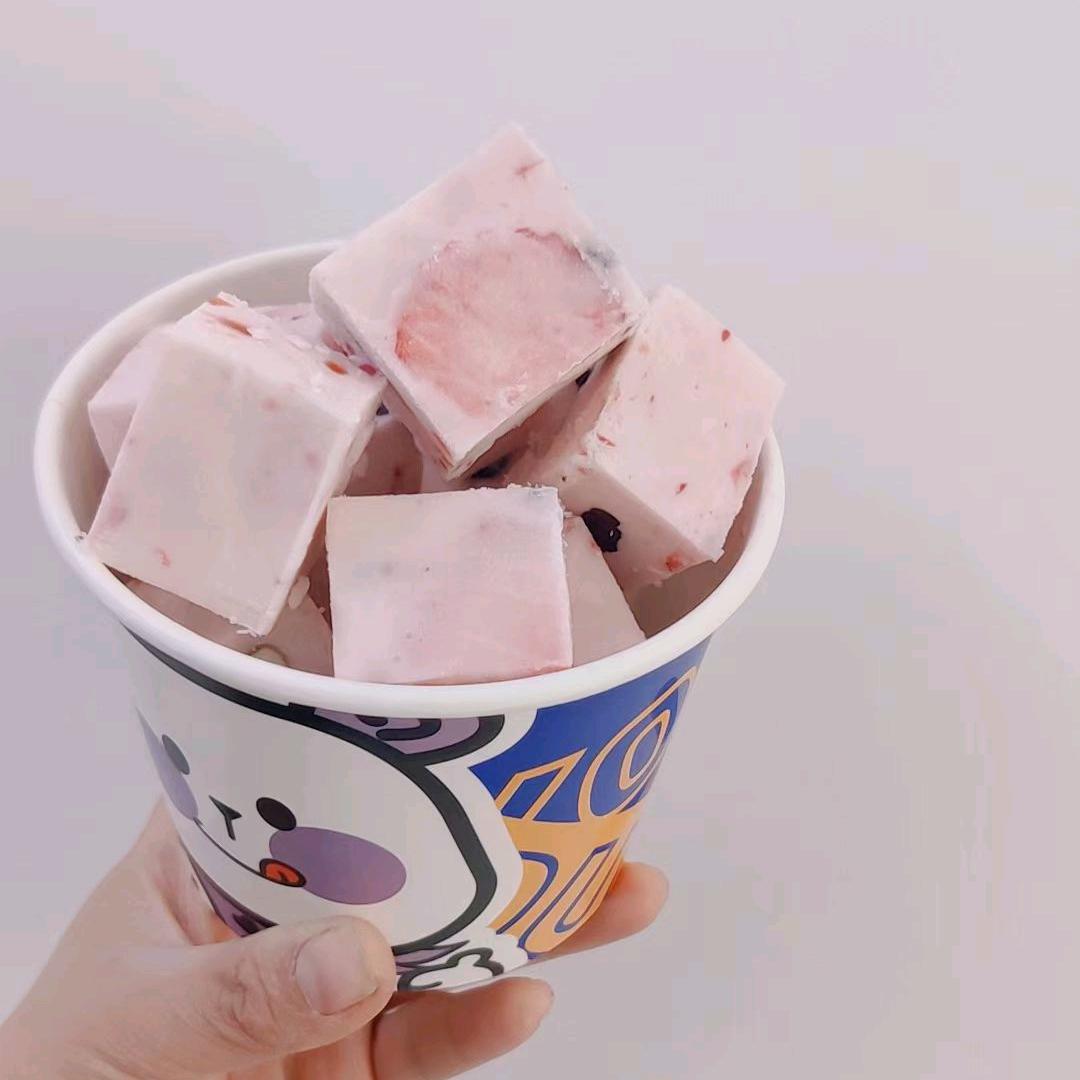 恼里呦呦熊酸奶紫米露