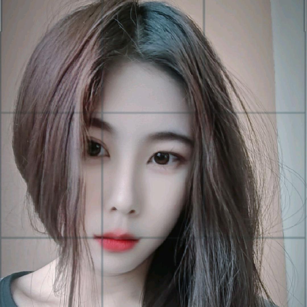 萌包^