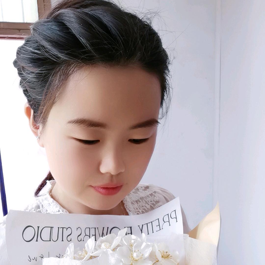 福利隆翠儿