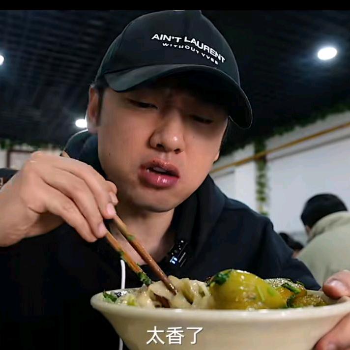 吃吃吃饭喽