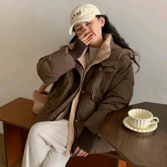 만鼉然金夫人