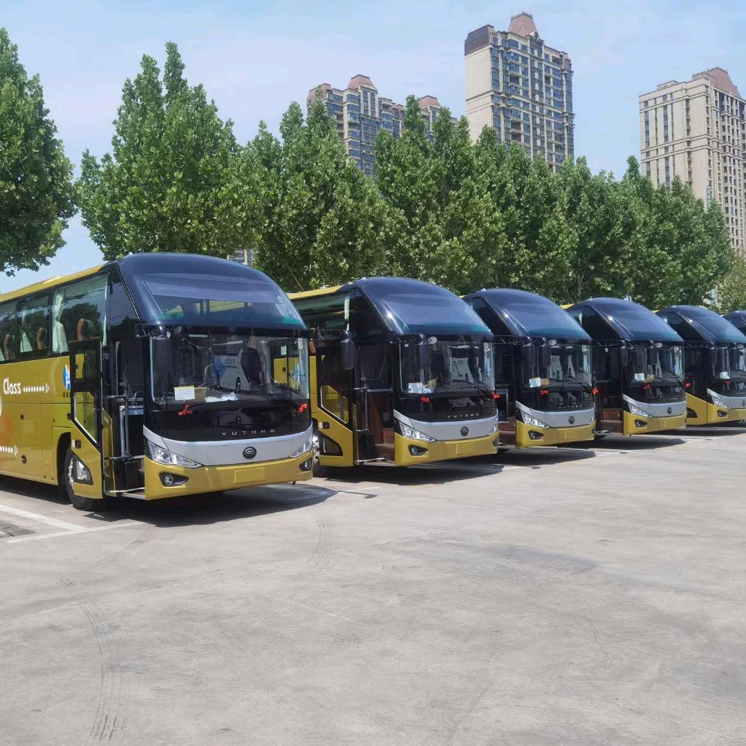 河南周口一新疆大巴车