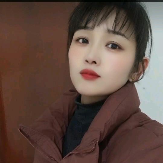 小猪吹泡泡...