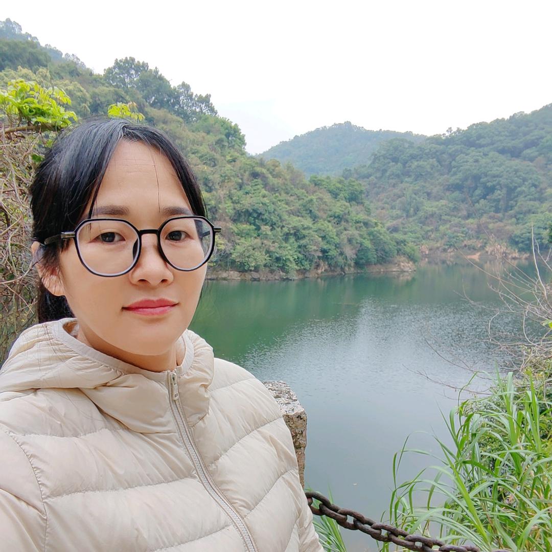 属羊的女人