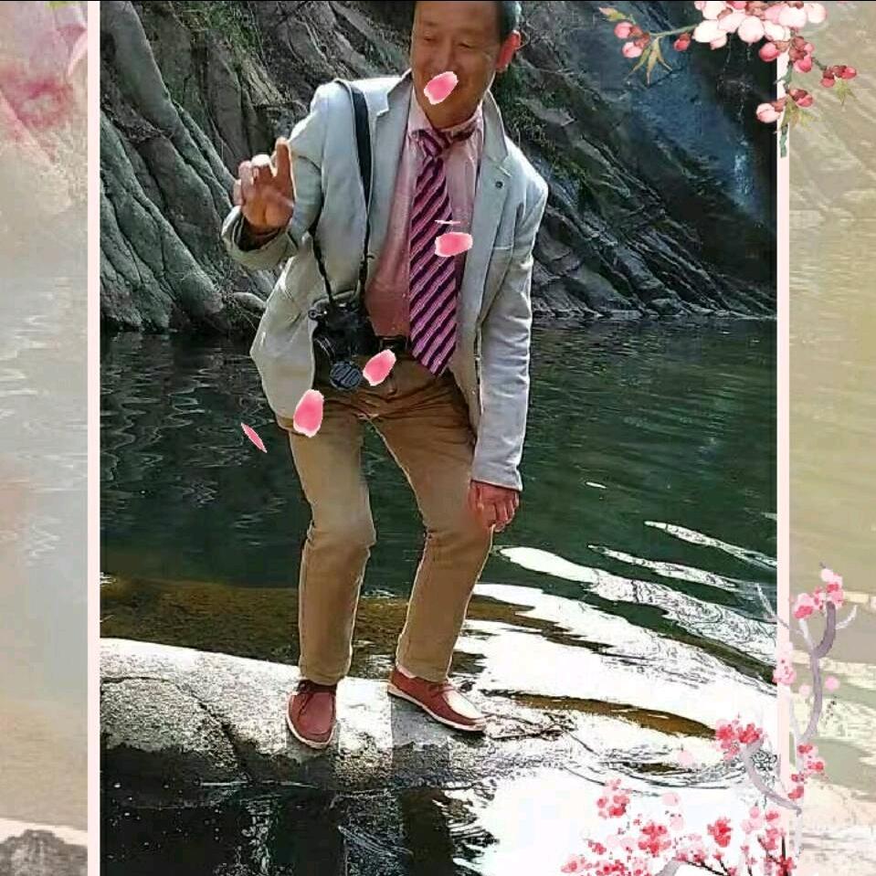 九女潭瀑布吴成田