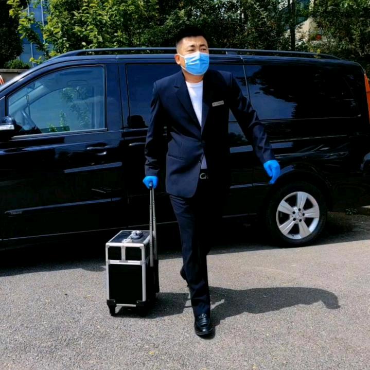 赛吉《北京殡仪师》