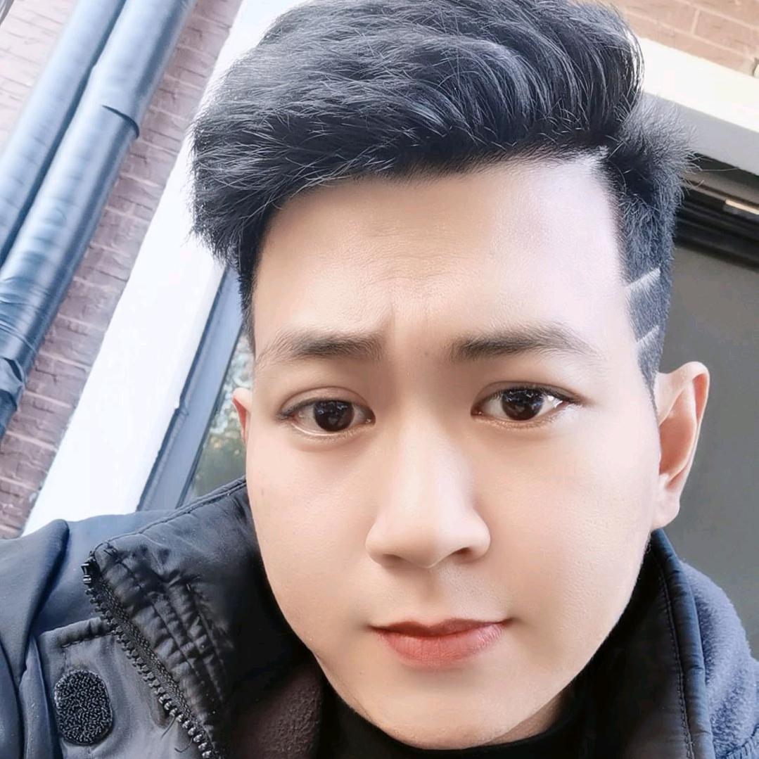 陈小厨。