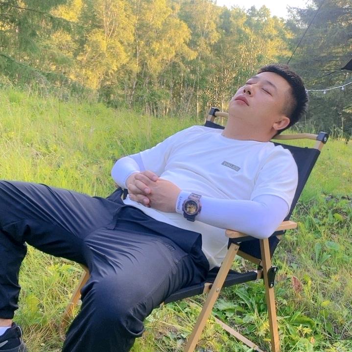 韩宇。