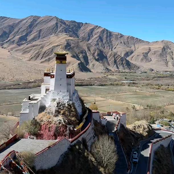 一路前行走走走