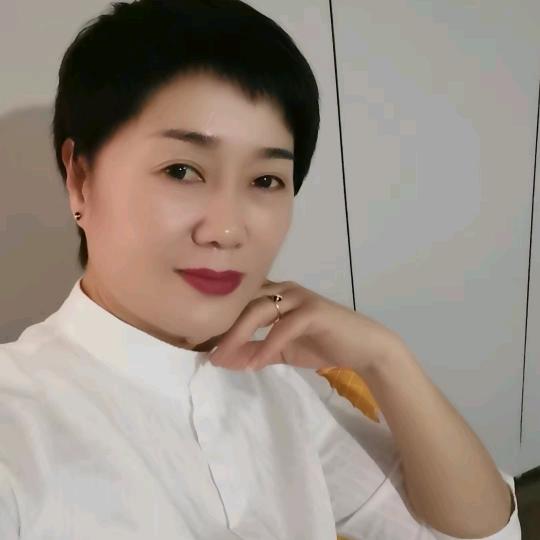 霞姐（家具店）