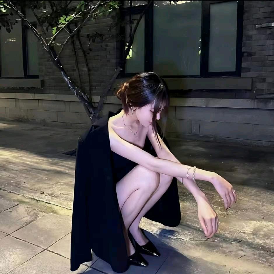 彤彤