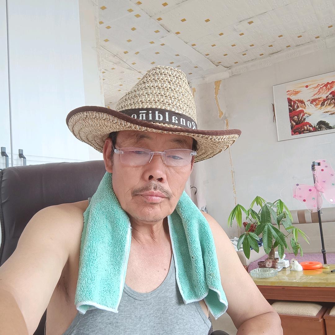 照管员：中午12；40