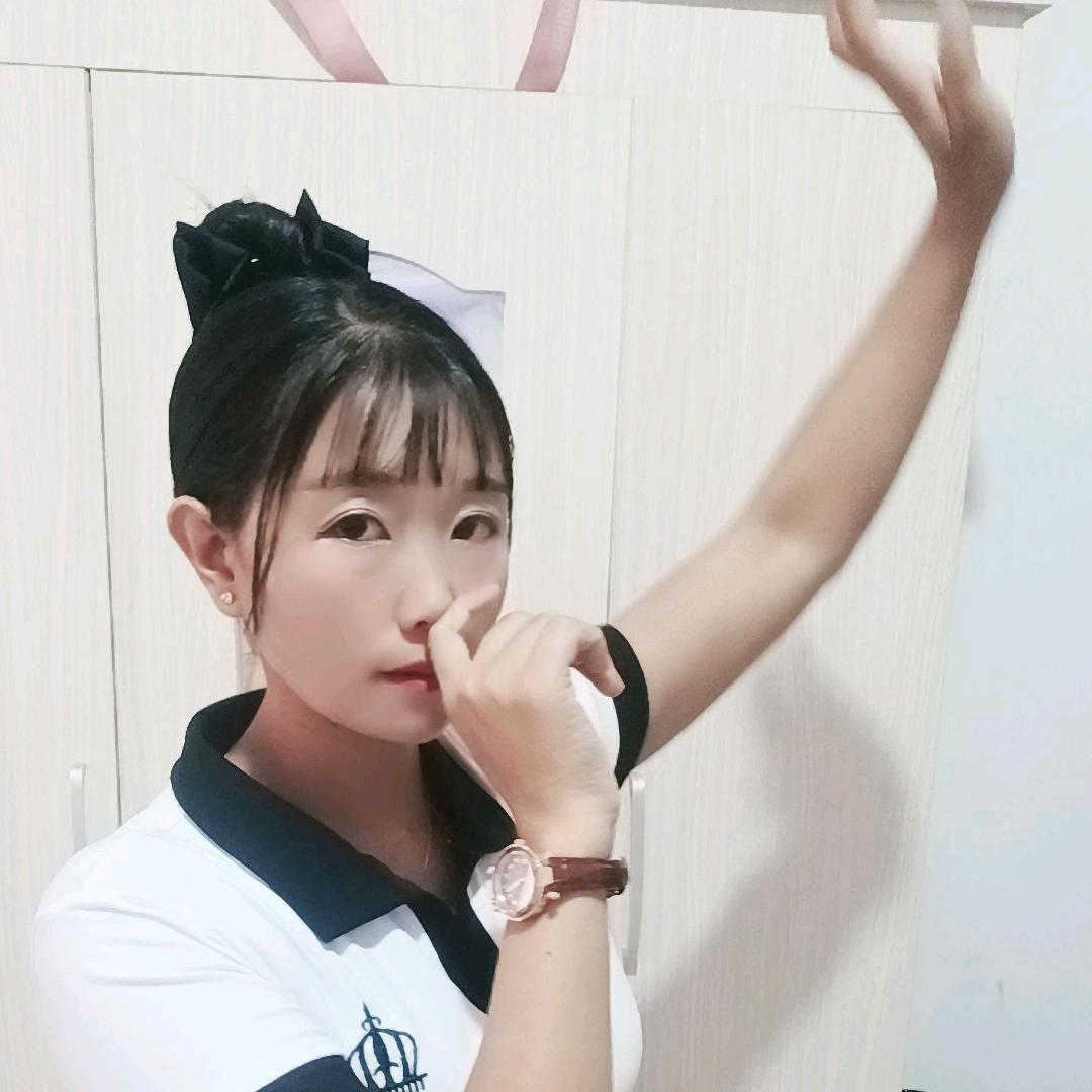 单纯傻丫，