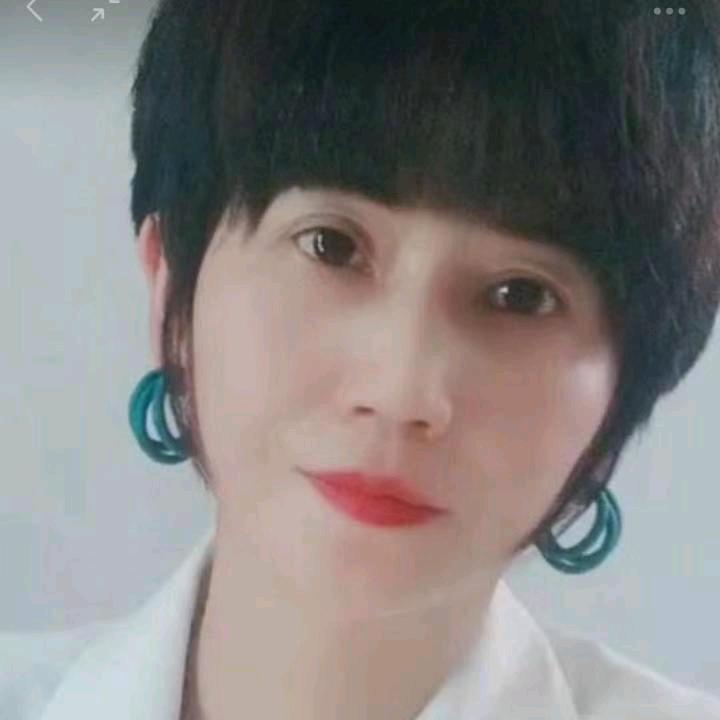 林姐开播号在主页晚23.10