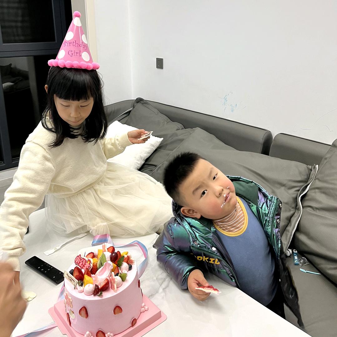 肥仔  加厚羽绒服定制