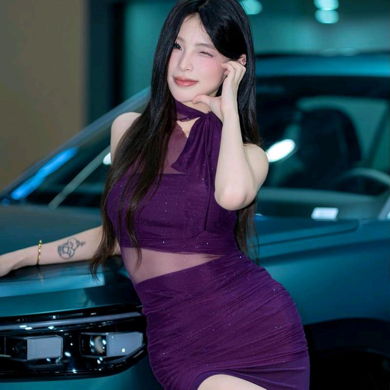 周佳