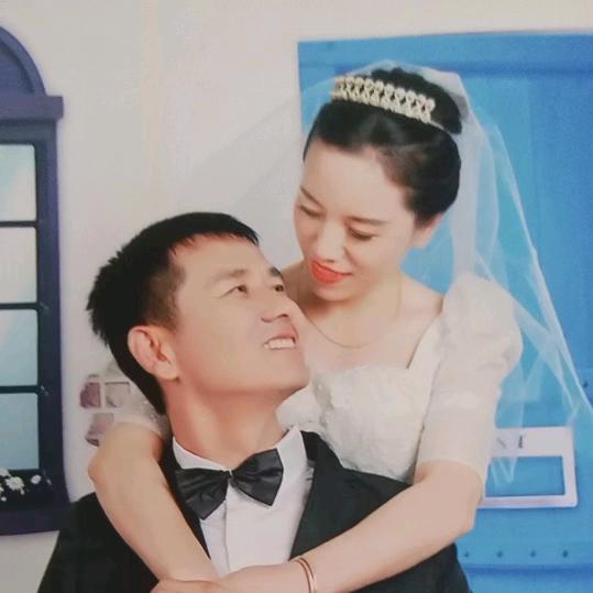 👯亮亮哥