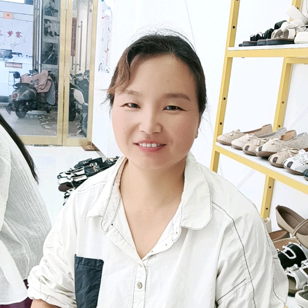 阳堌西村小轲家鞋店静姐