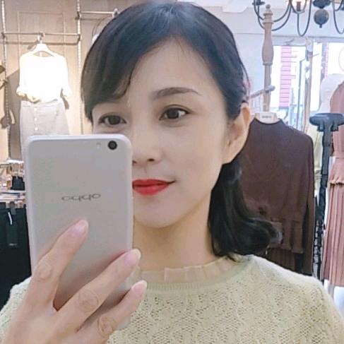 叶子-小香港女装