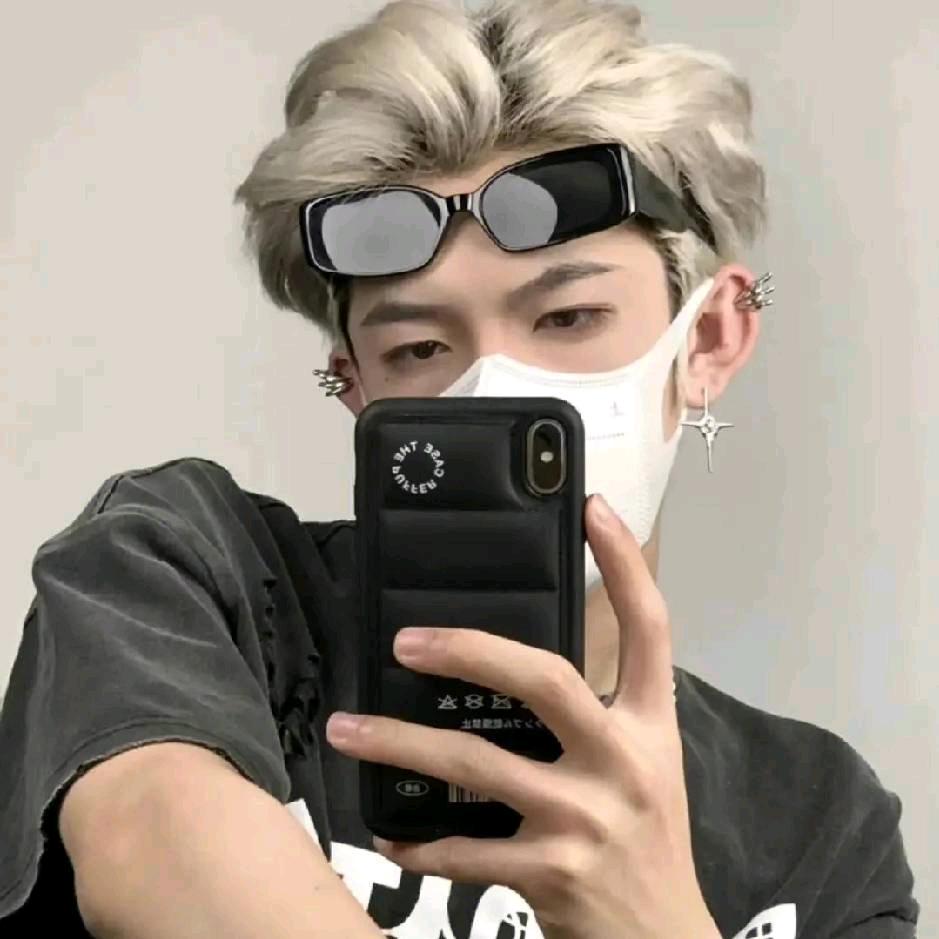 云☁️.