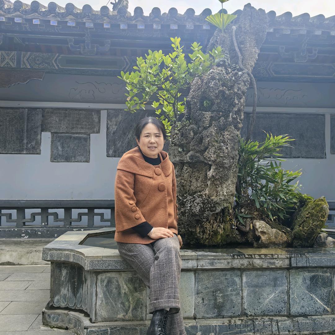 巧巧 (   拒绝私聊  连赞拉黑  ）