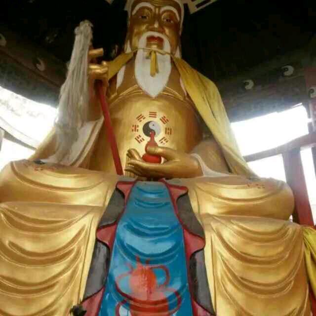 彭，巜1976年龙🐉》