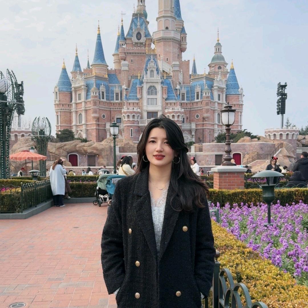 逛逛GUANGƪ(˘⌣˘)ʃ优雅