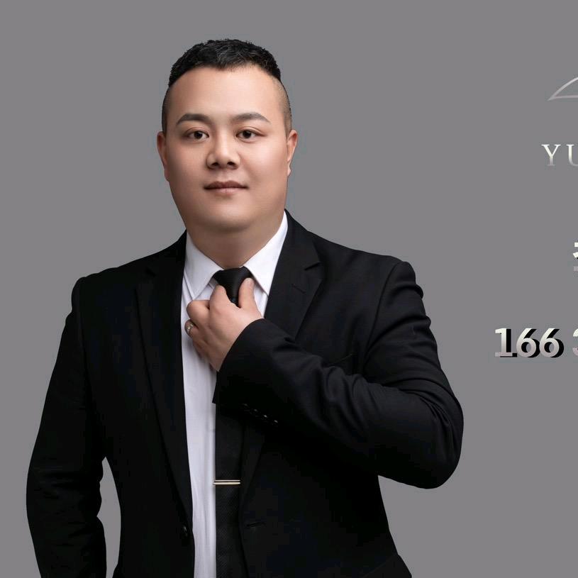 御尚礼宴吉云（爱表演的灯光师）