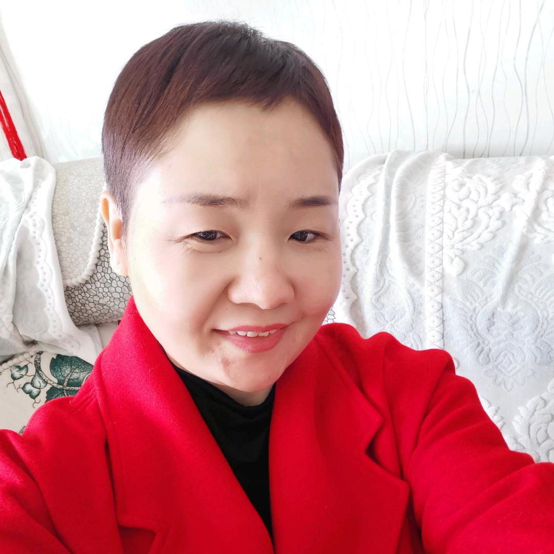 小梅姐（晚上十点半开播）