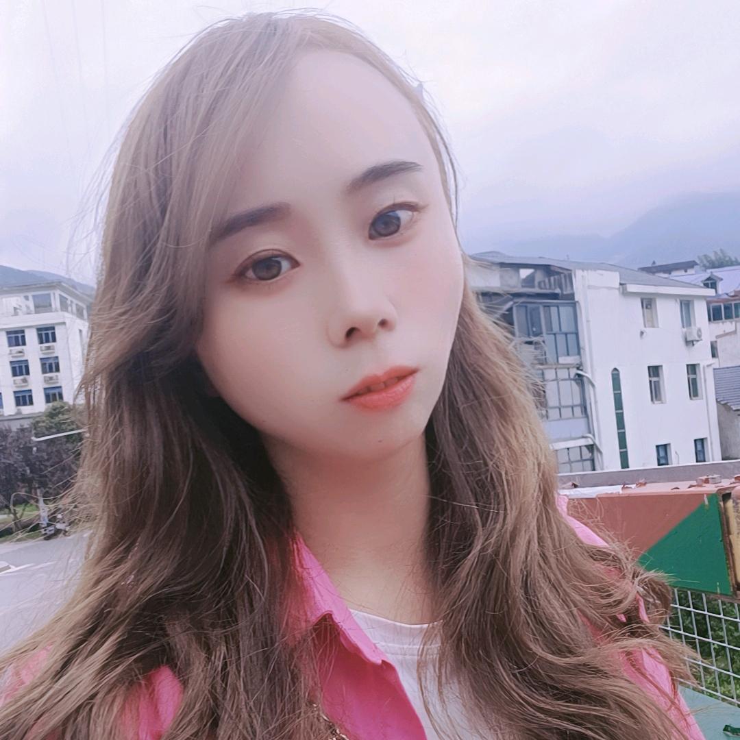 ୧⍤⃝💋郑菇凉