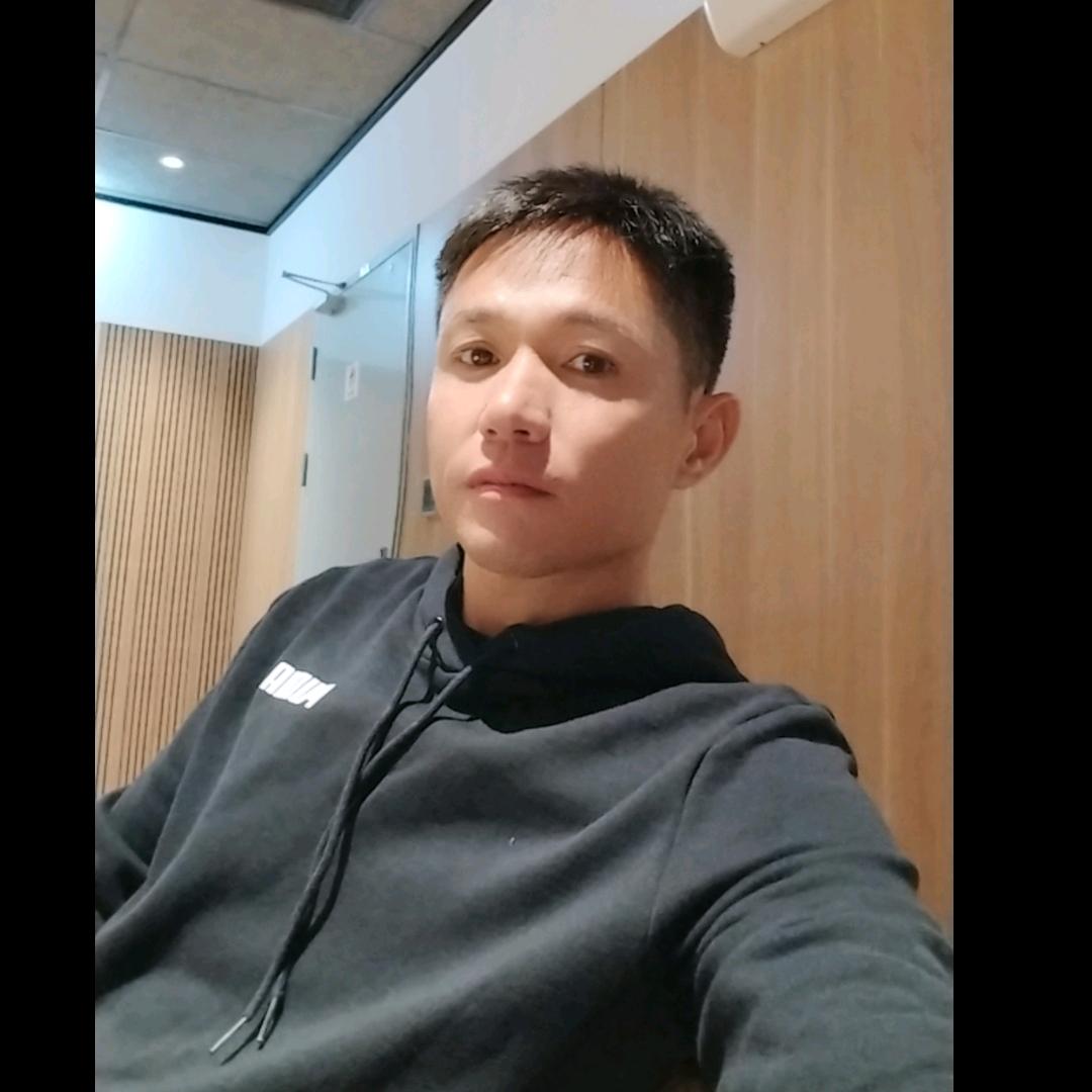 刘强标
