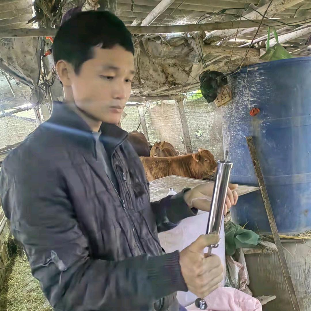 玉林兽医   小吕